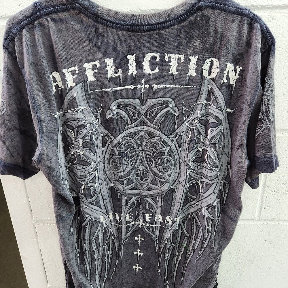 Affliction vintage Mens Medium Shirt